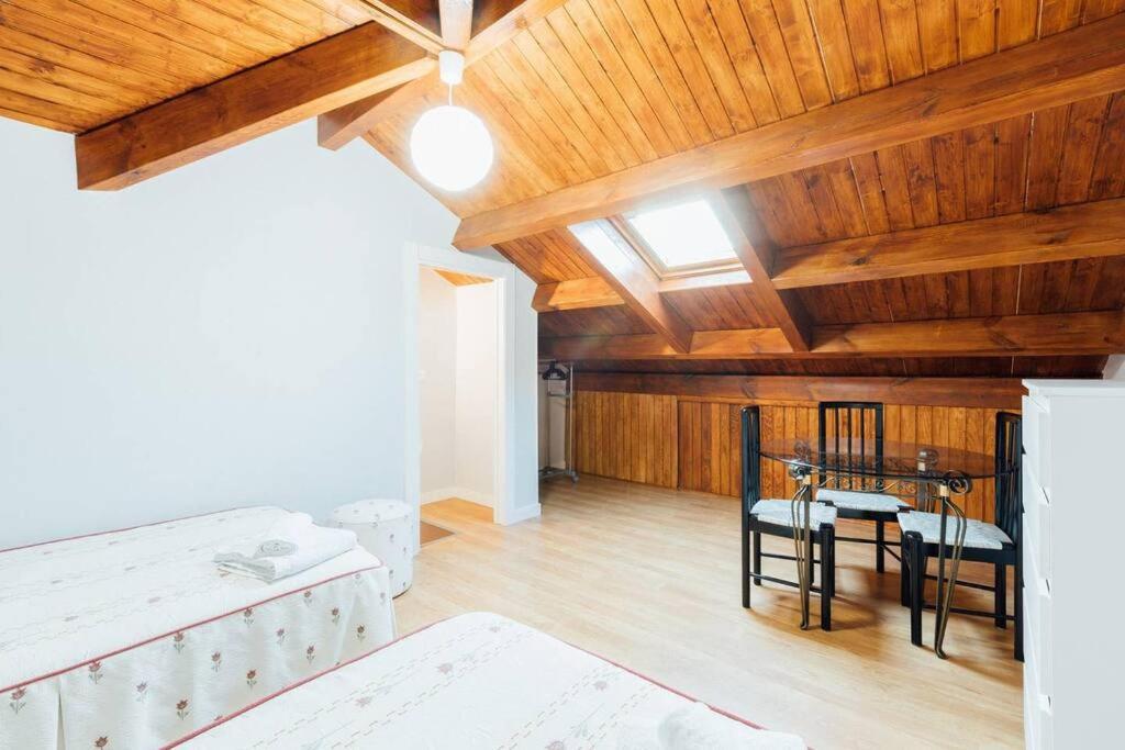 גיחון Chalet En La Cuidad- Con Jardin Y Barbacoa מראה חיצוני תמונה